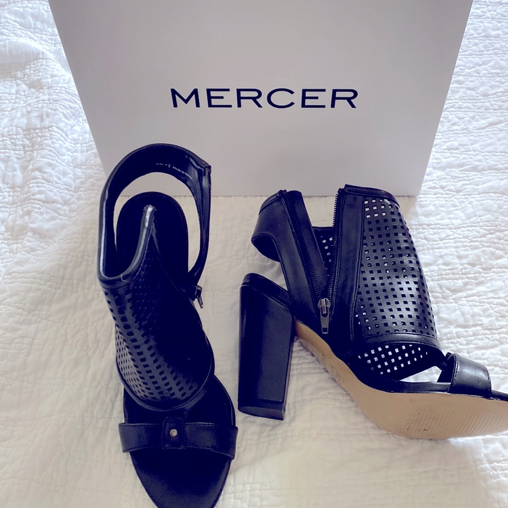 Black Stella Heeled Sandal